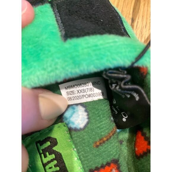 Minecraft CREEPER Slippers for little kid - Picture 5 of 7